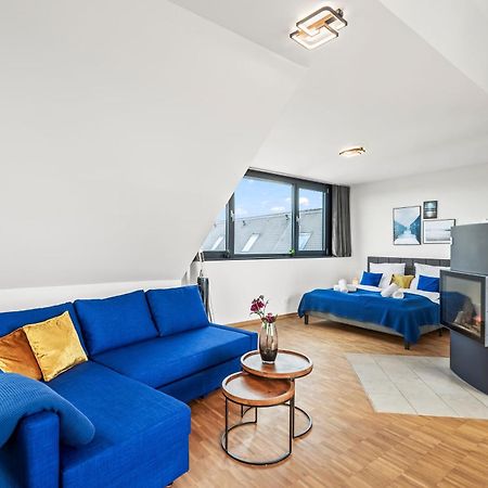 Ferienwohnung Dnd Design Loft I 170Qm I Parken I Balkon I Workstation I Netflix I Kaffee I Waschmaschine I Trockner I Xbox I Ausblick Würzburg Exterior foto