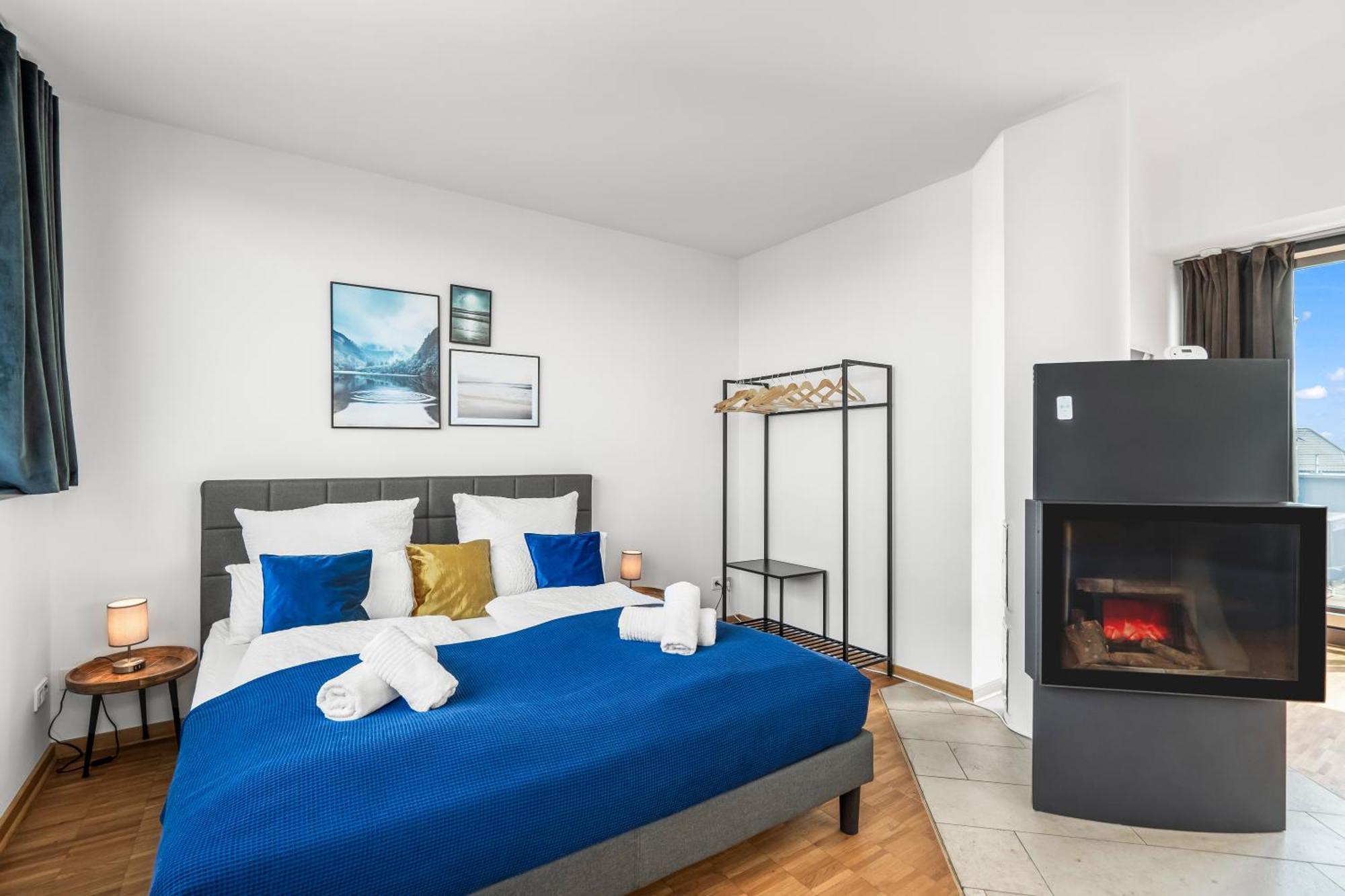 Ferienwohnung Dnd Design Loft I 170Qm I Parken I Balkon I Workstation I Netflix I Kaffee I Waschmaschine I Trockner I Xbox I Ausblick Würzburg Exterior foto